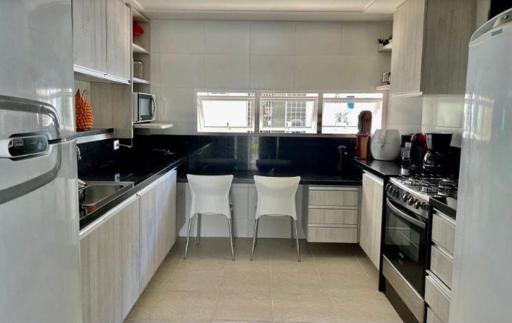 Casa De Luxo Em Porto De Galinhas Com Funcionaria A 50 M Do Mar Villa Bagian luar foto