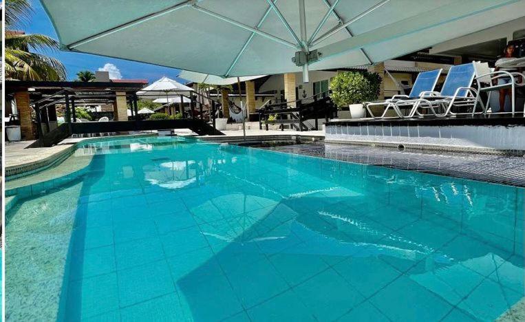 Casa De Luxo Em Porto De Galinhas Com Funcionaria A 50 M Do Mar Villa Bagian luar foto
